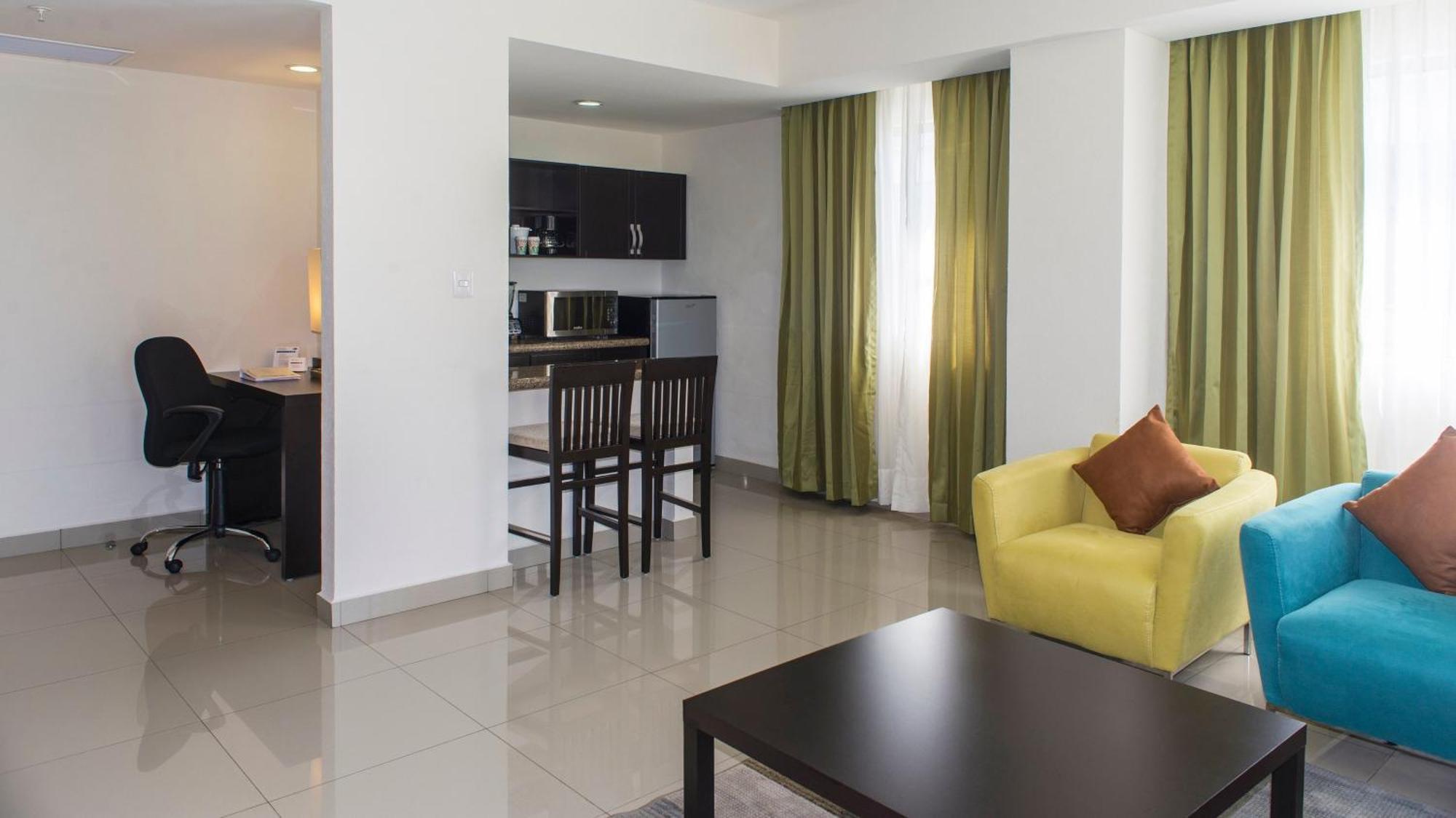 Holiday Inn Express Xalapa By Ihg Exterior photo
