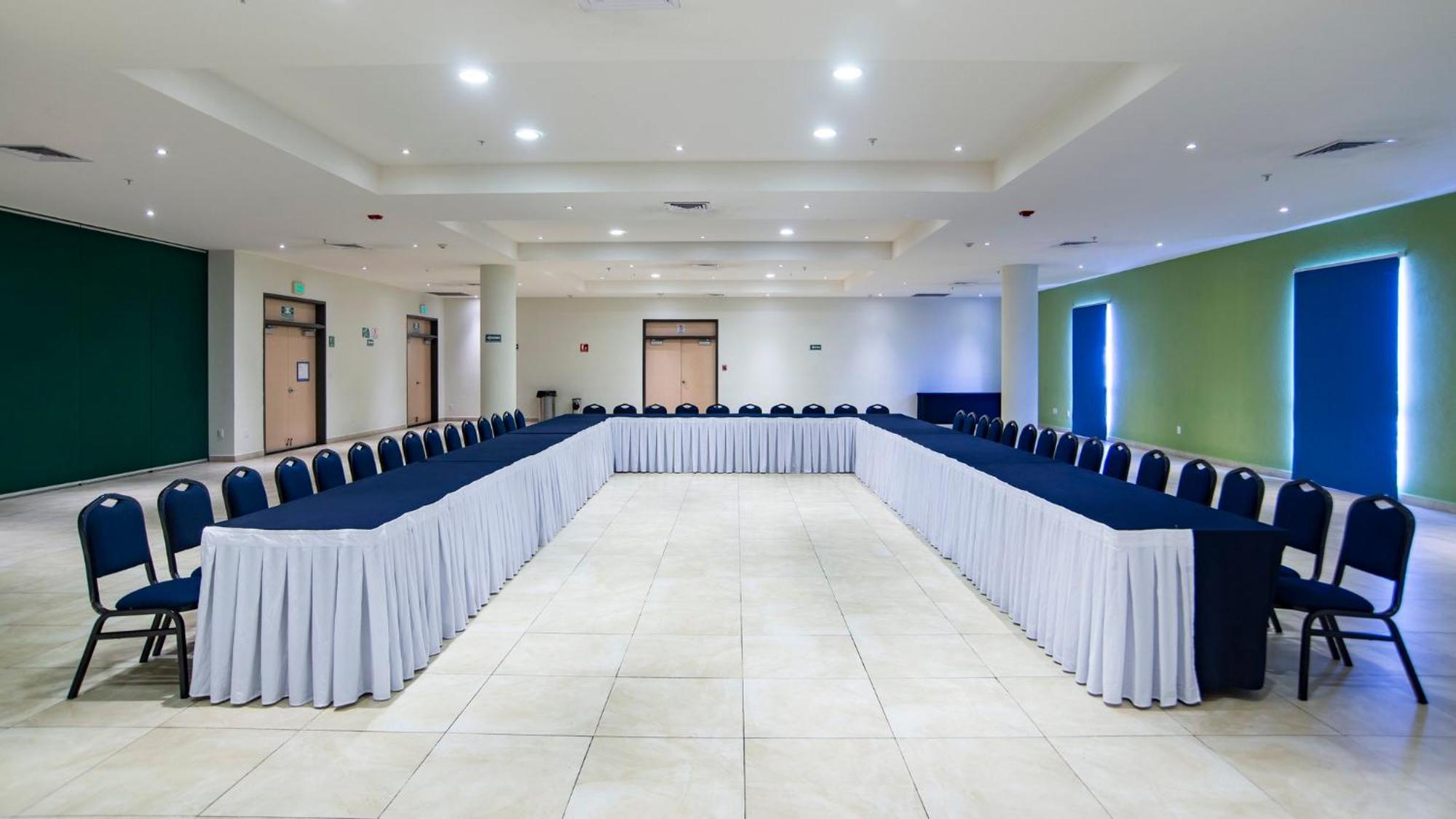 Holiday Inn Express Xalapa By Ihg Exterior photo